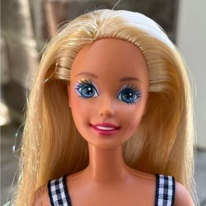 1992 Sun Sensation Barbie
